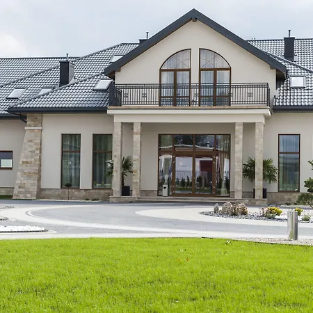 Aleksandria Hotel 3*