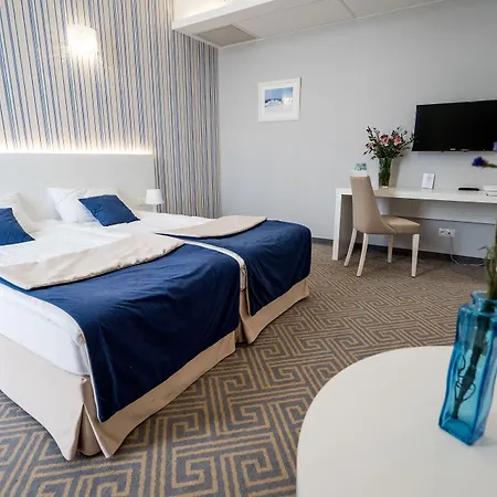 Hotel Aleksandria 3*