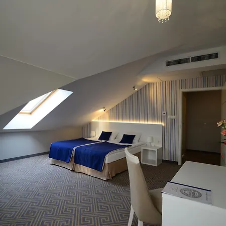 Hotell Aleksandria 3*