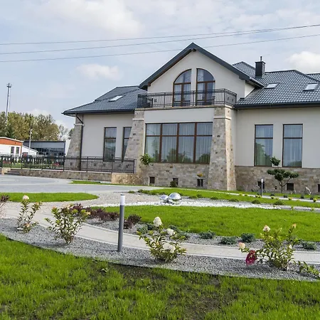 Hotel Aleksandria 3*